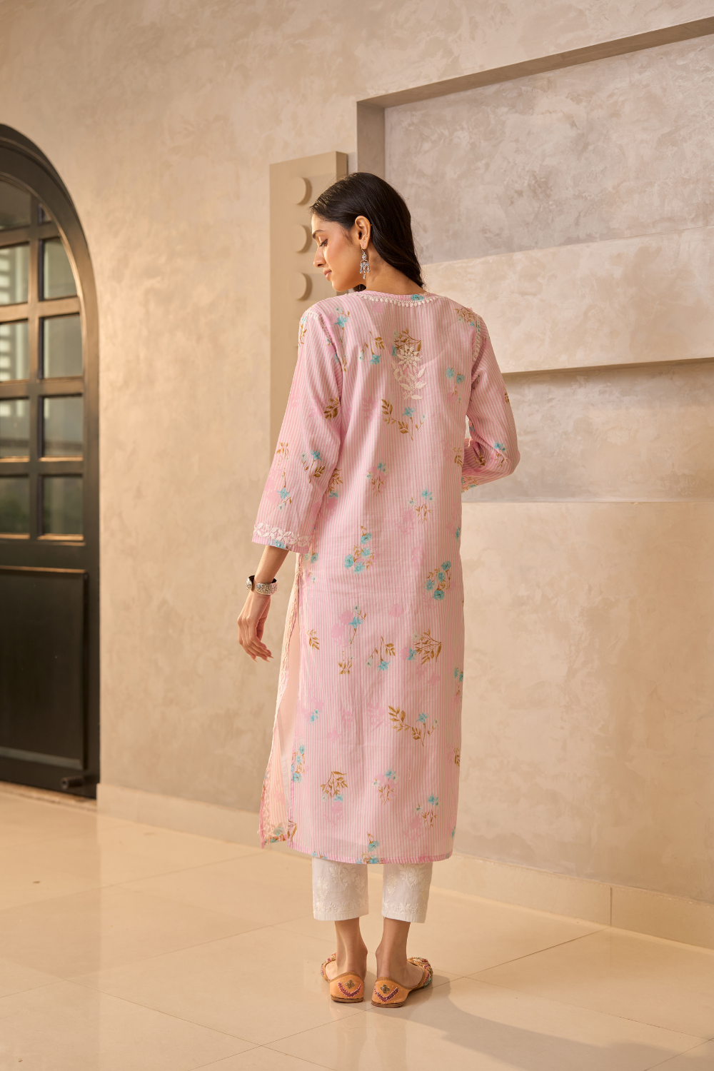 Afra Mul Cotton Printed Long Chikankari Kurti - Pink