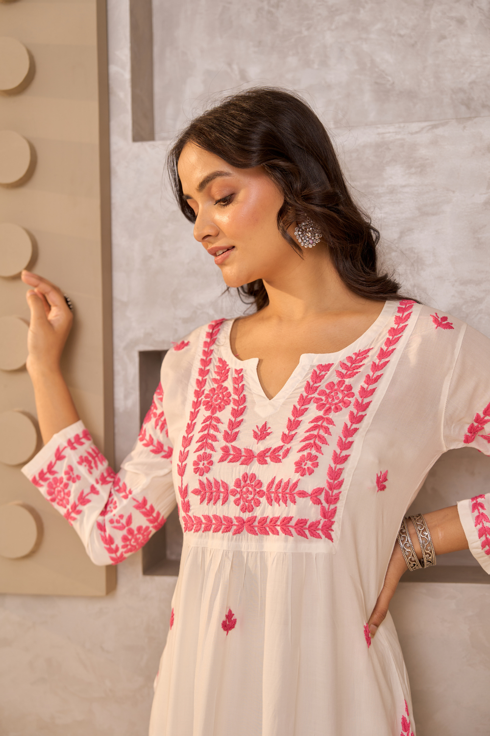 Benazir Modal Cotton Chikankari Kurti - White/Pink