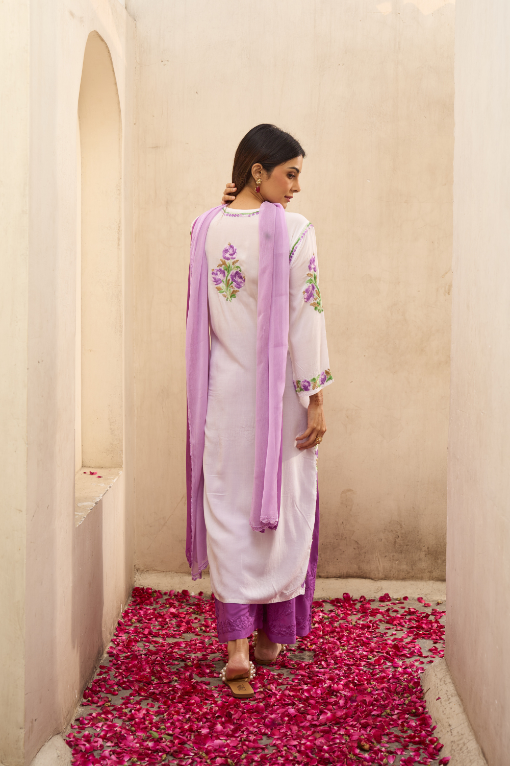 Jasna Modal Cotton Chikankari Kurti - Lavender