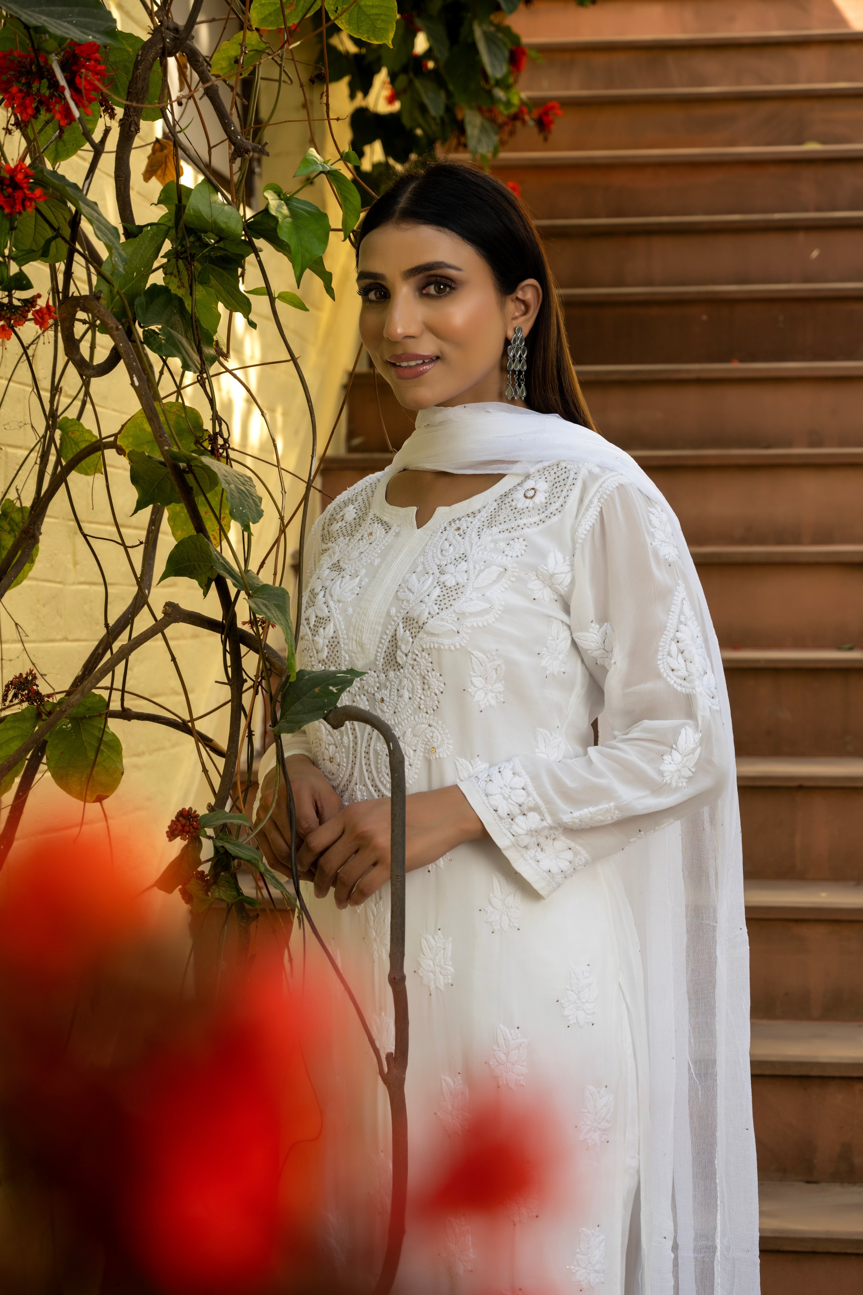 Lehr Straight Viscose Kurti - White